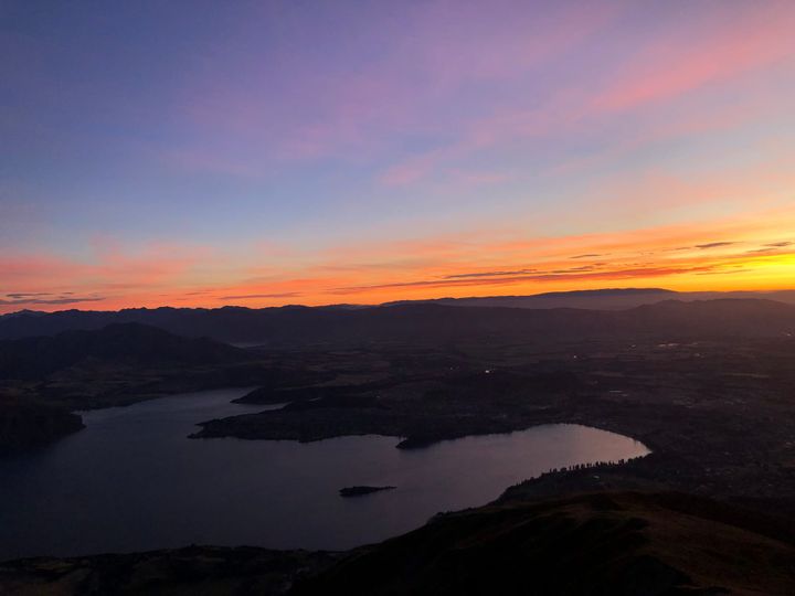 My Trip to New Zealand - Week 4: Lost my breath at the roys peak summit