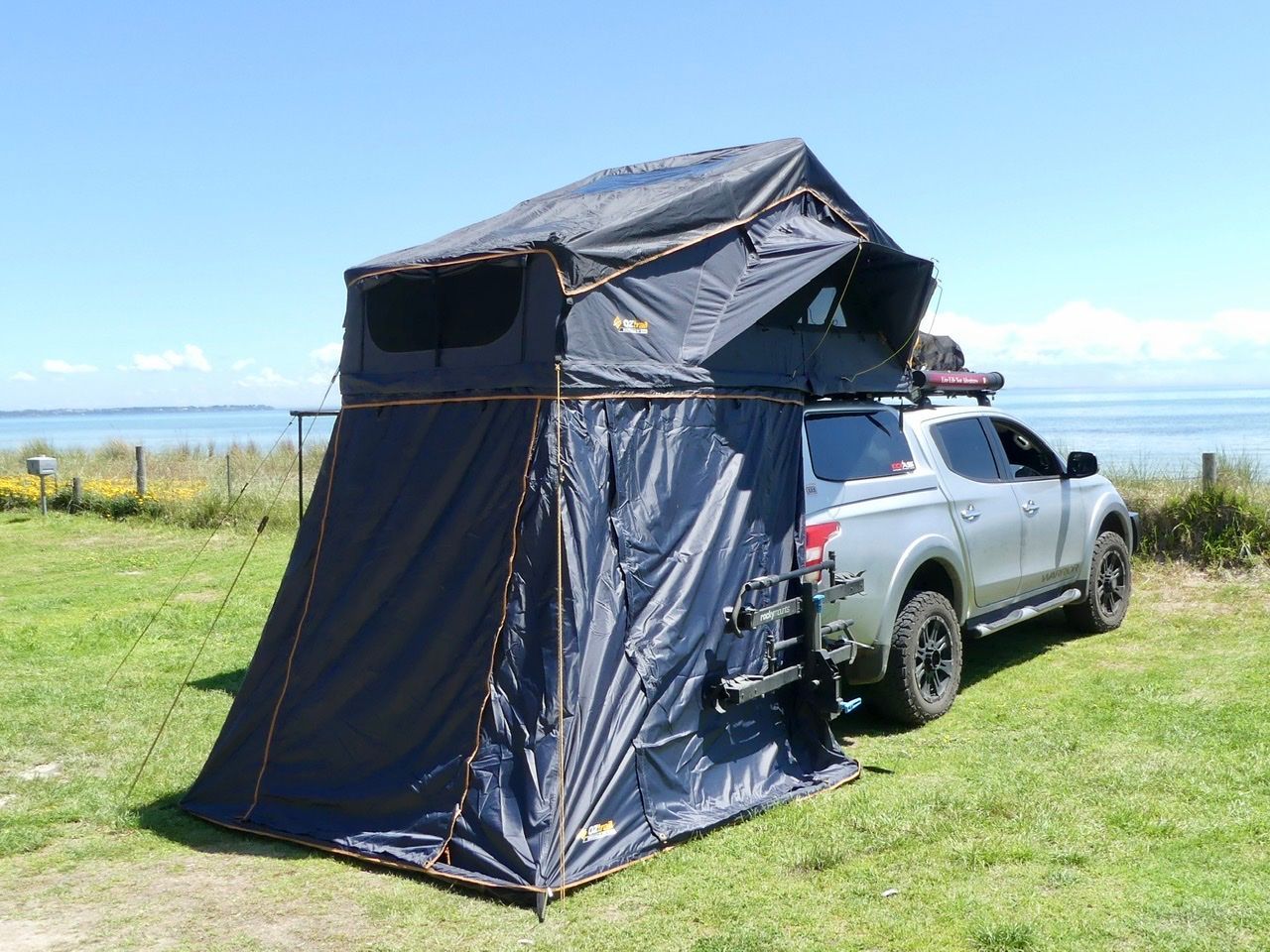 OZtrail Birdsville 1400 Hybrid RTT Annex