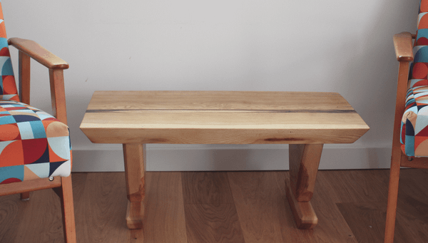 "The bug" Stolik z jesionu