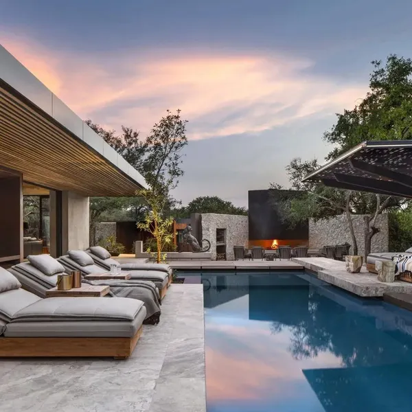 A sole-use safari villa with a private pool and deck