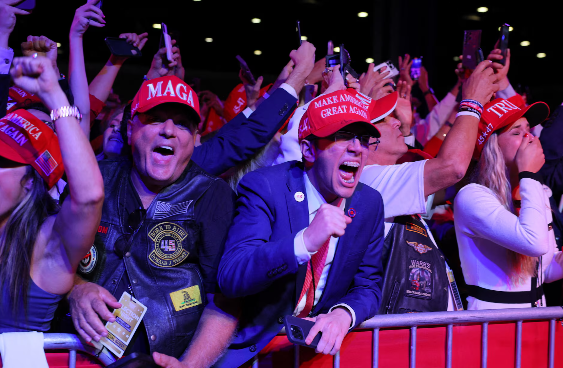 from: https://www.reuters.com/pictures/scenes-election-night-across-america-2024-11-06-2/
