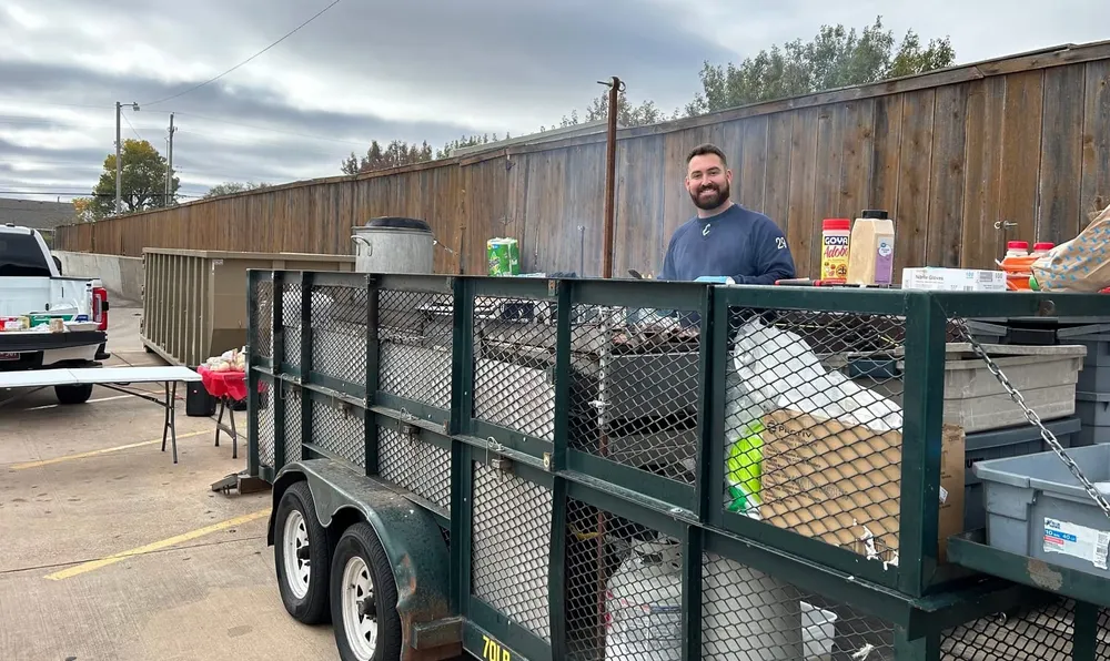 Veteran works to create sense of community following shutdown through cookout