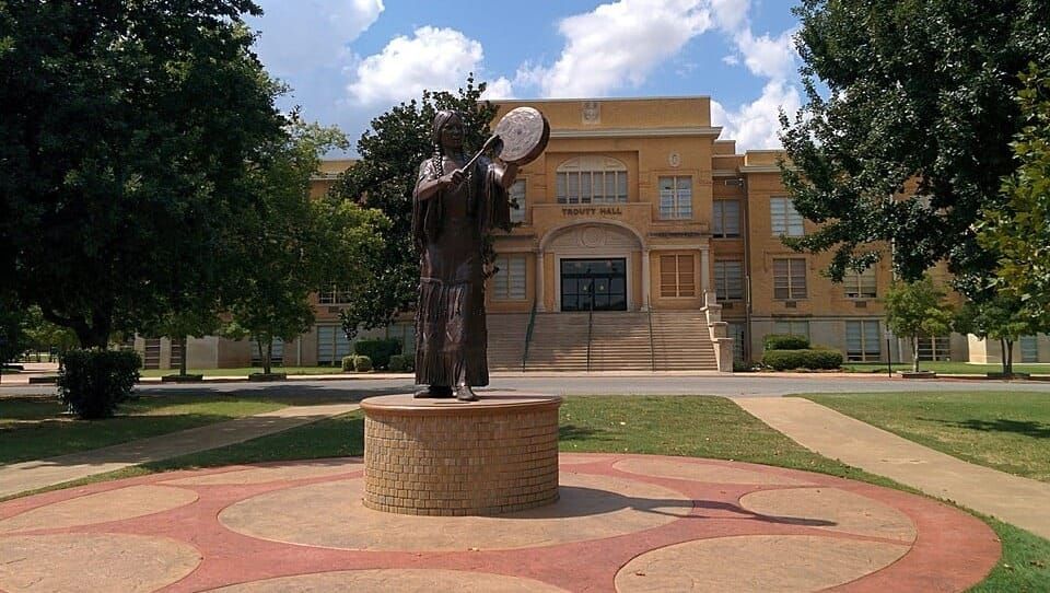 USAO faculty push back against President's proposed changes and a lack of communication
