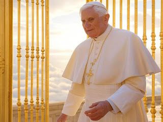 Benedicto XVI: La Luz de una Renuncia Histórica - 12 Años Después