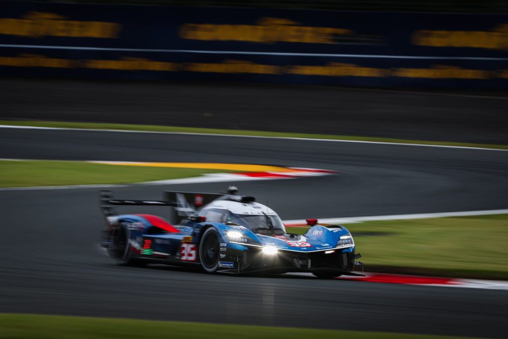 Alpine sets the pace in Fuji practice post image