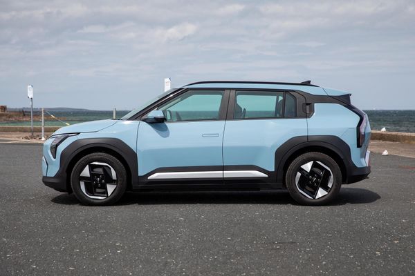Kia EV3 Brings Big-Car Tech and Range to the Compact EV Market…
