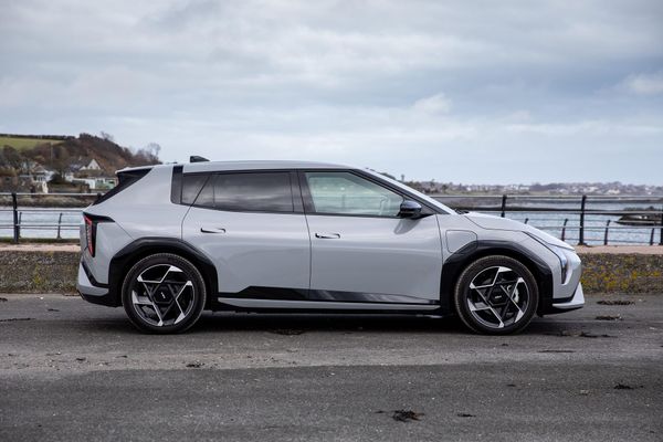 Kia EV4