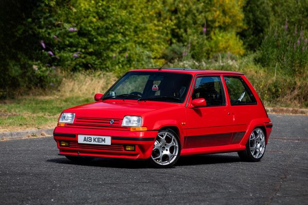 Boosted Memories: Aaron Oliver’s Max Power Renault 5 GT Turbo