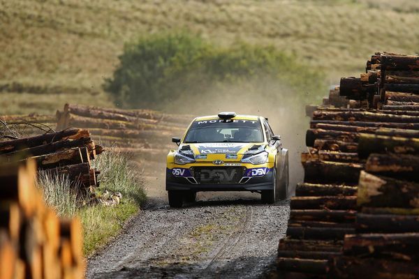 Moffett storms to Bushwhacker Rally victory
