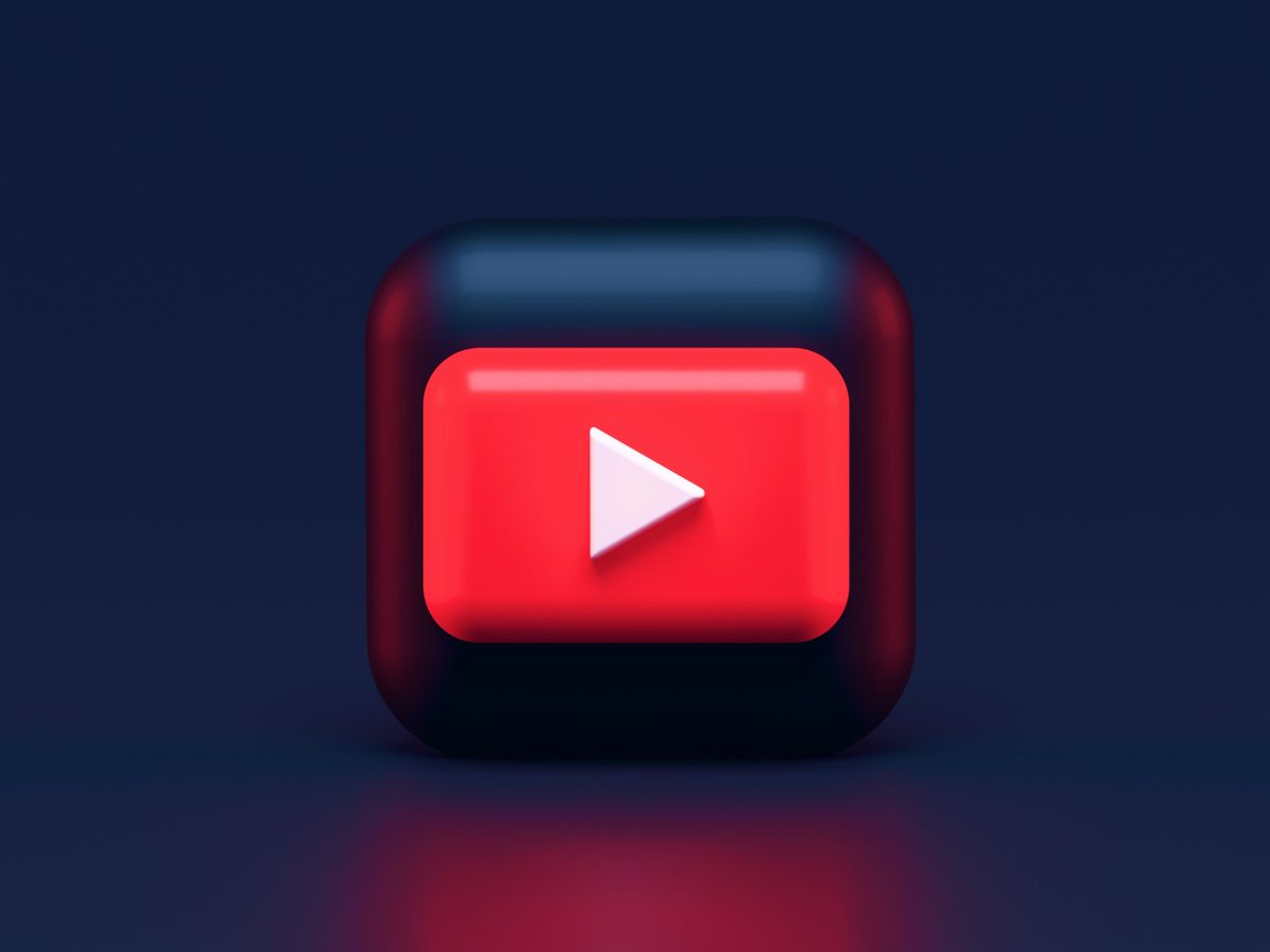 Russia threatens YouTube (and Germany)