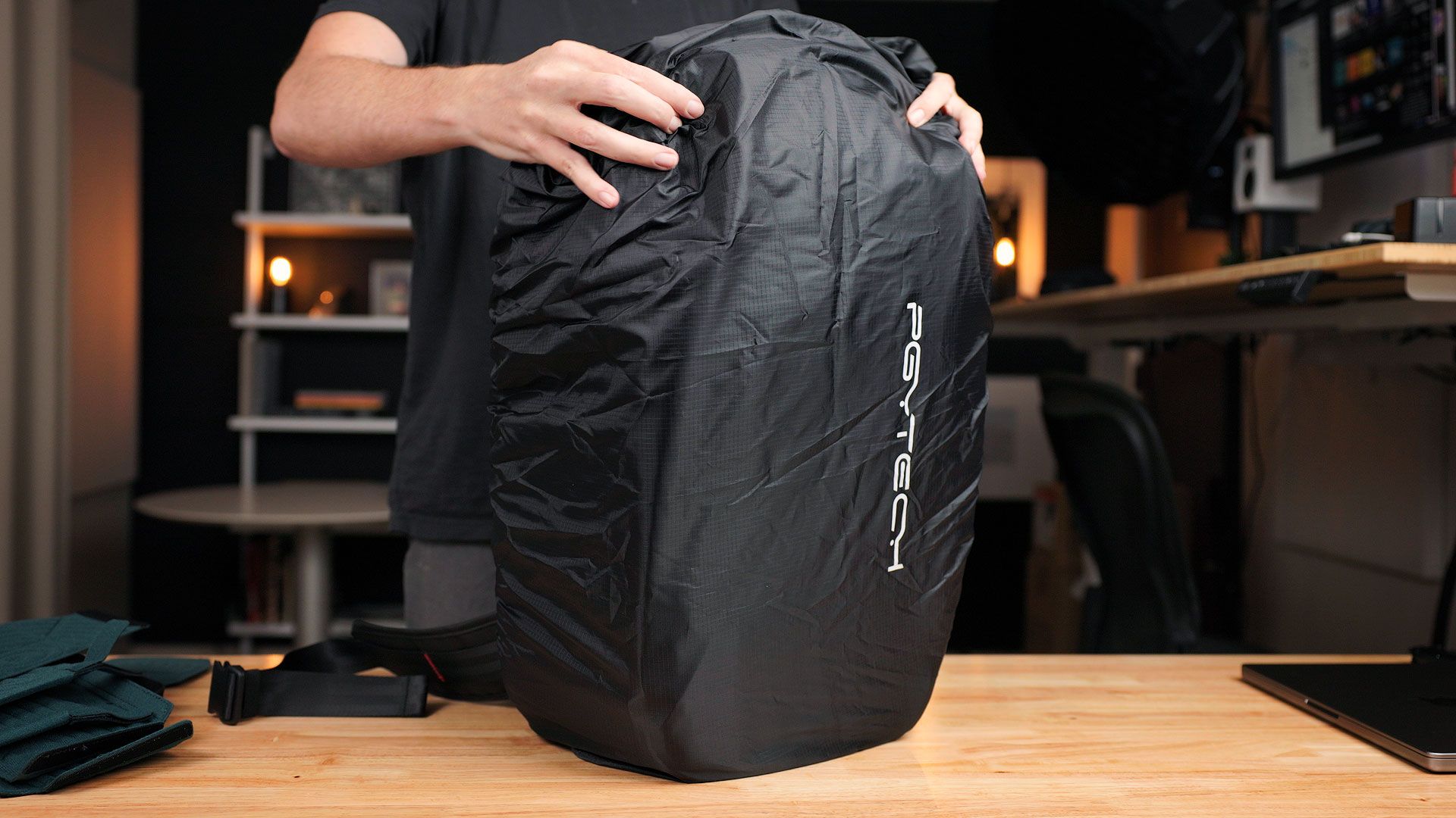 Provided rain cover on the OneMo 2