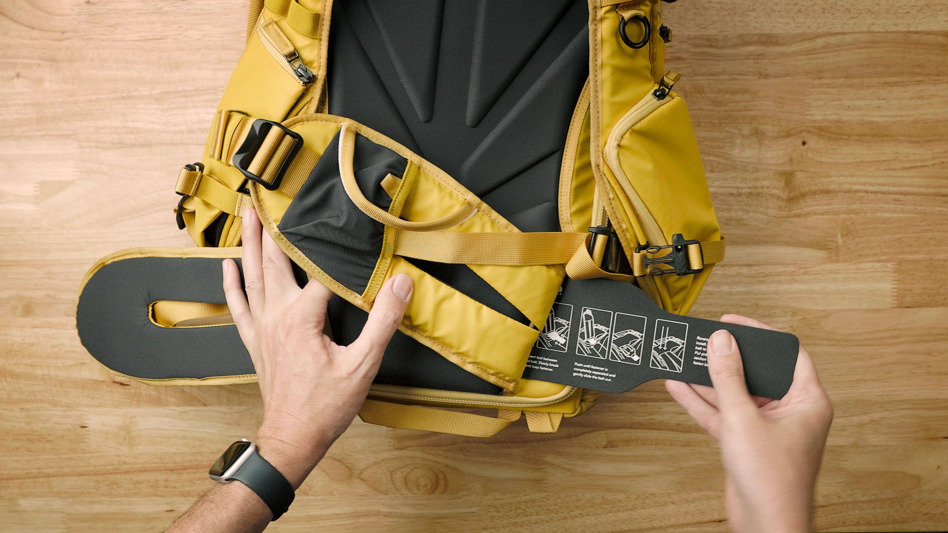 Removing the waist belt on the Shimoda Action X V2