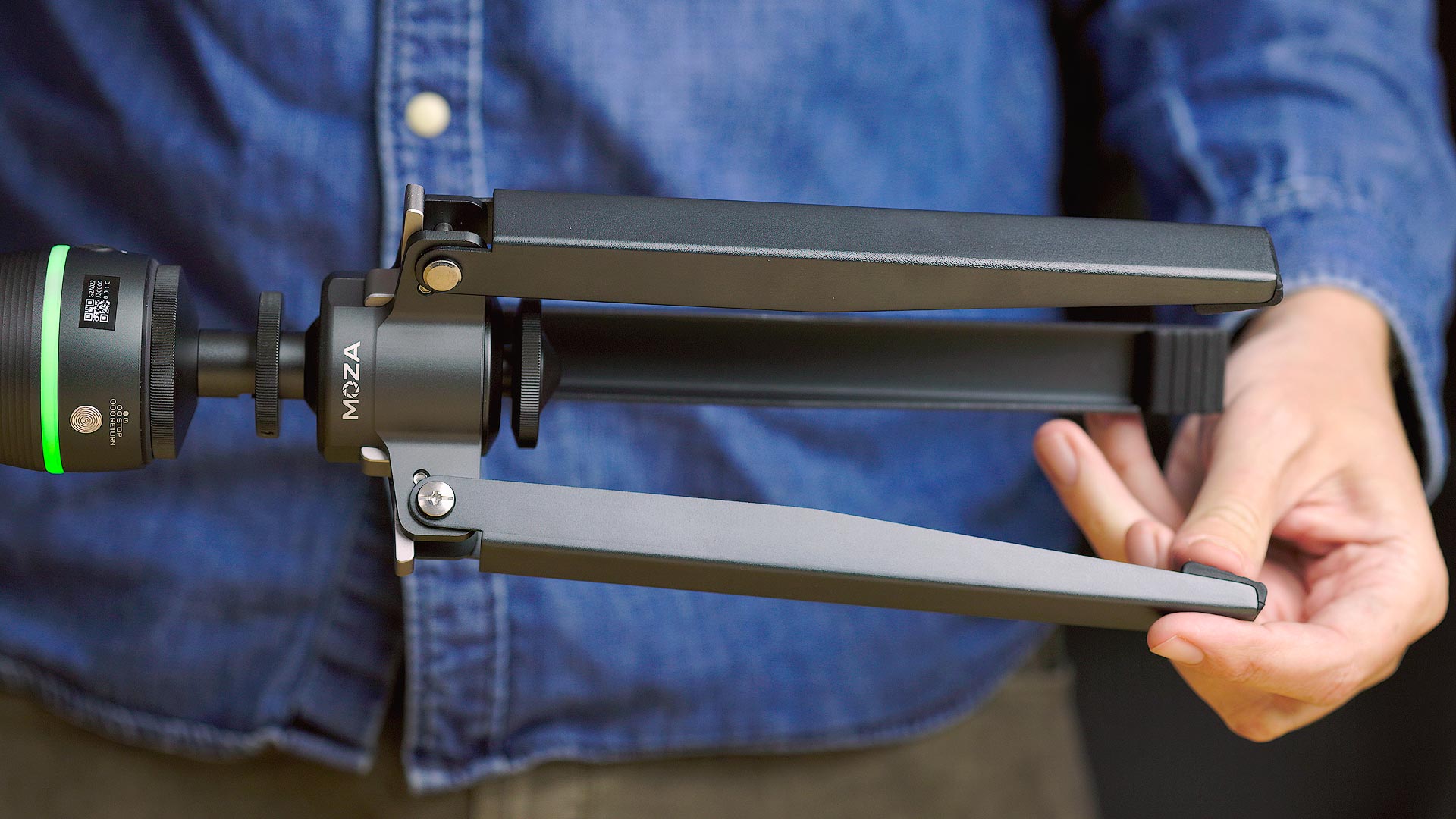 Removable monopod legs on the Slypod Pro