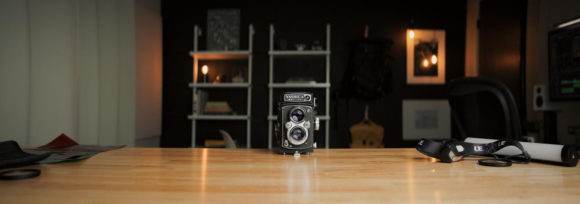 Minimum focusing distance 3 feet 0.9 meters Sirui Saturn 35mm