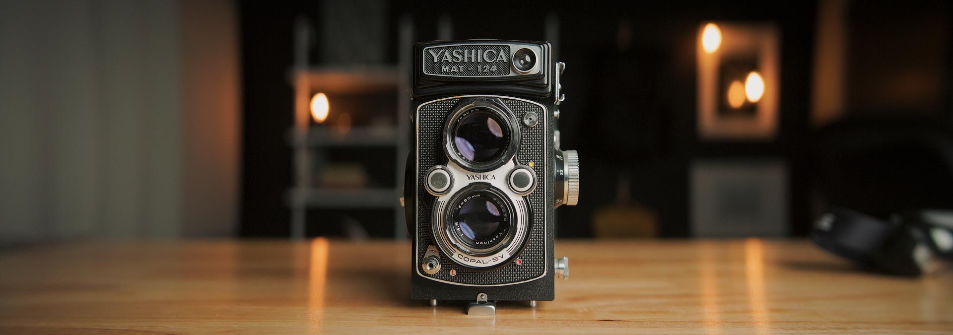 Sirui Saturn 35mm with +2 diopter (1.5 feet / 0.45 meters away)