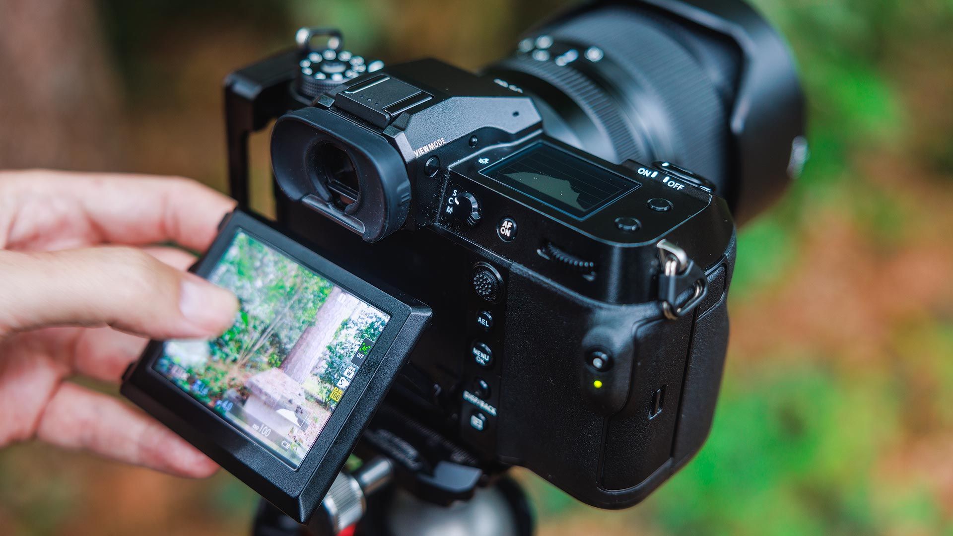 Tilt screen on the GFX 100s