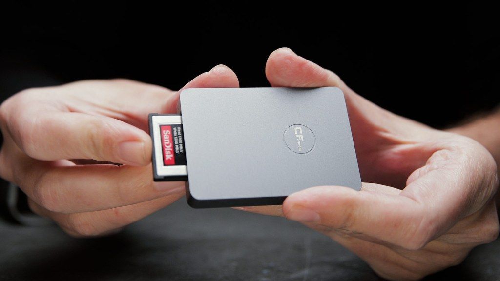 CFExpress Type B Card Reader