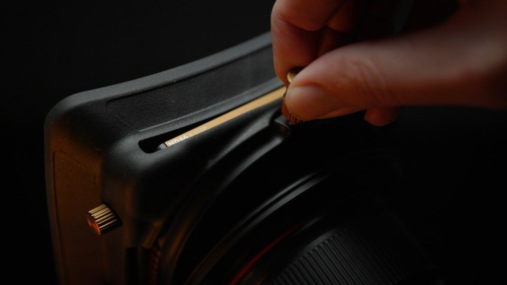 Attaching the PolarPro Summit to a Canon 16-35mm EF lens