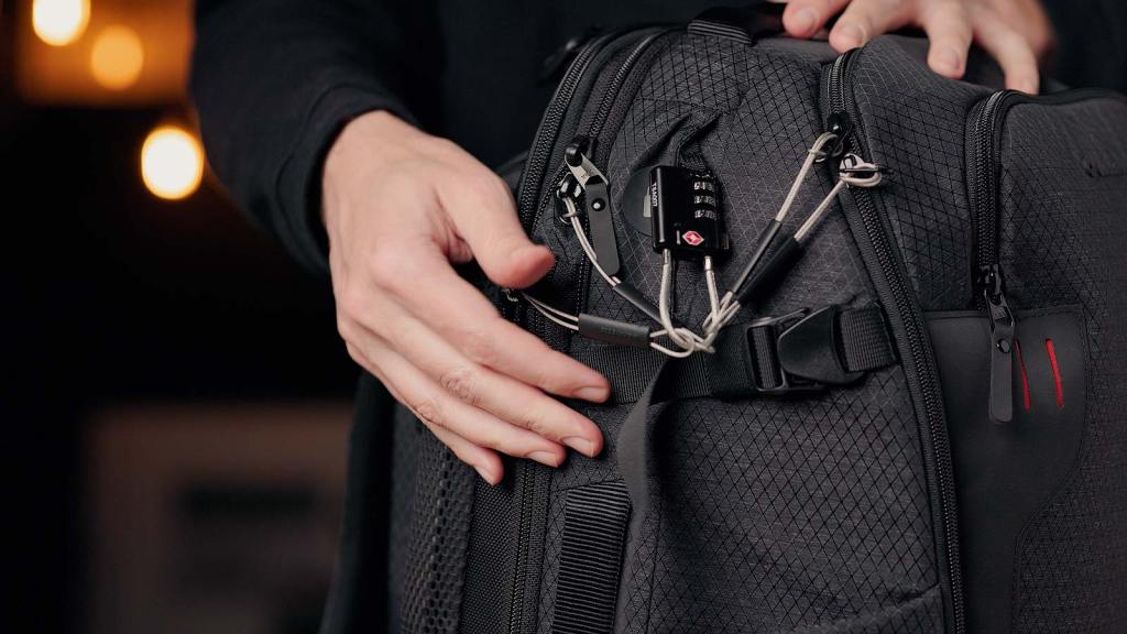 Manfrotto Flexloader TSA lock