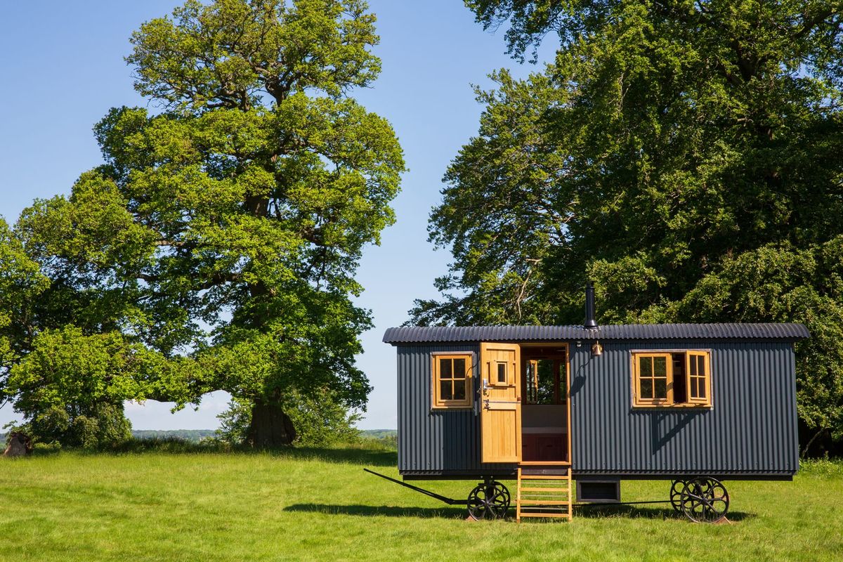 A Writer’s Retreat at Drovers’ Hill: A Serene Escape in the Chilterns