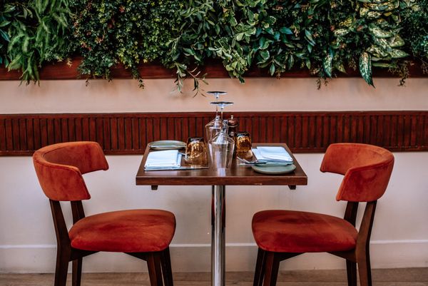 Top Table: Meadow, Ealing Green