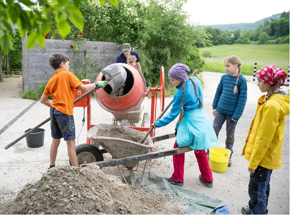 Von der Tanne  zum Velounterstand