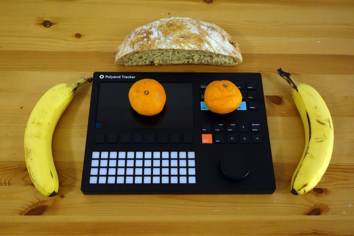 Polyend Tracker Unboxing & Bananas