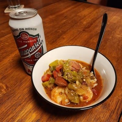 A bowl of gumbo with a Narragansett