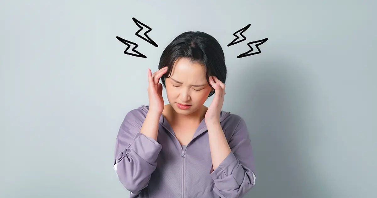 Schlechte Mundgesundheit erhöht das Risiko für Migräne und Körperschmerzen bei Frauen