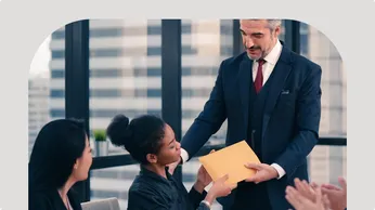 50 Employee Incentive Ideas to boost Workplace Motivation in 2025