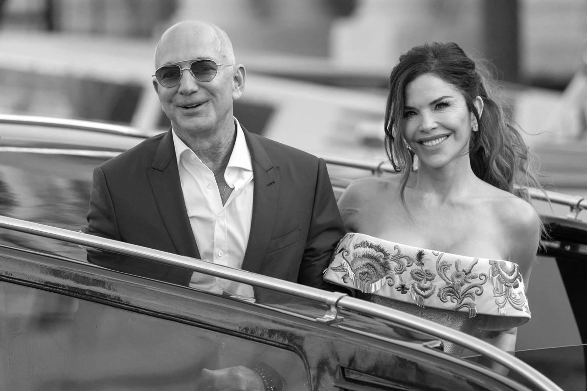 At the Bezos-Sánchez Wedding, All Eyes Were on the Bride, But So Was the Criticism.