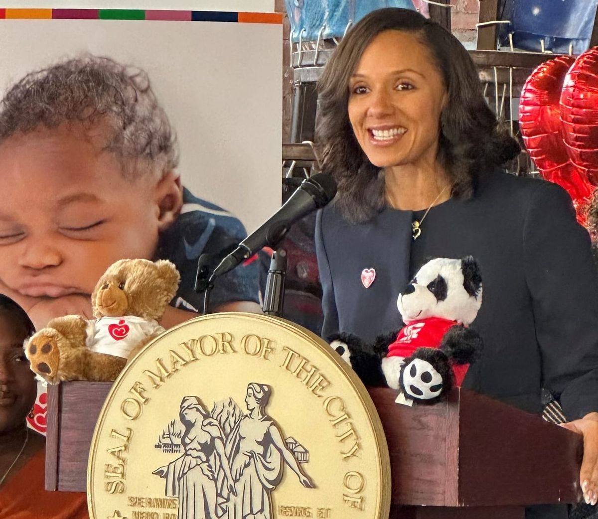 Detroit’s New Mayor Plans to Give New Moms a "Prescription" for $4,500