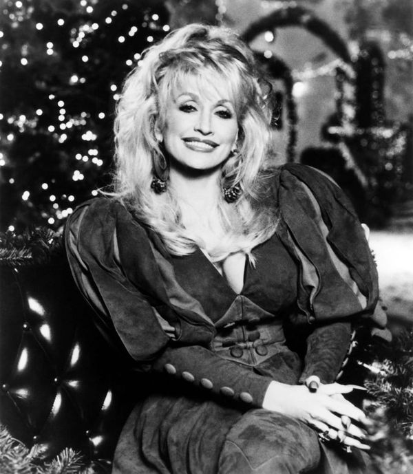 12 of Our Favorite (Underrated) Holiday Songs