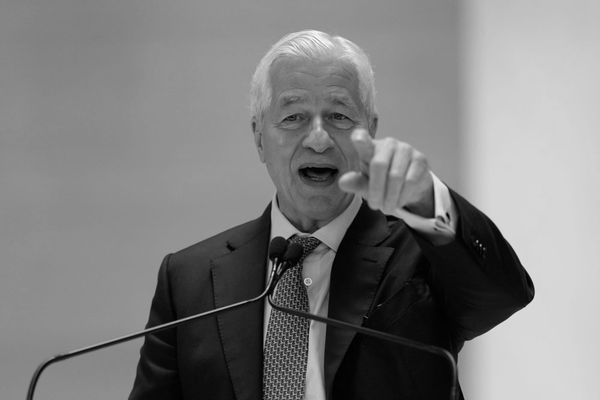 What JPMorgan's CEO Race Says About Women on Wall Street