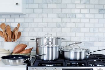 The Essential Guide to Stainless Steel Cookware
