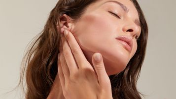 6 Common Skin Concerns [Causes, Treatment & Prevention Tips]