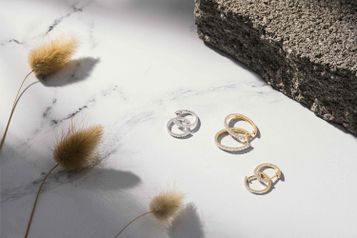 How to Clean Earrings