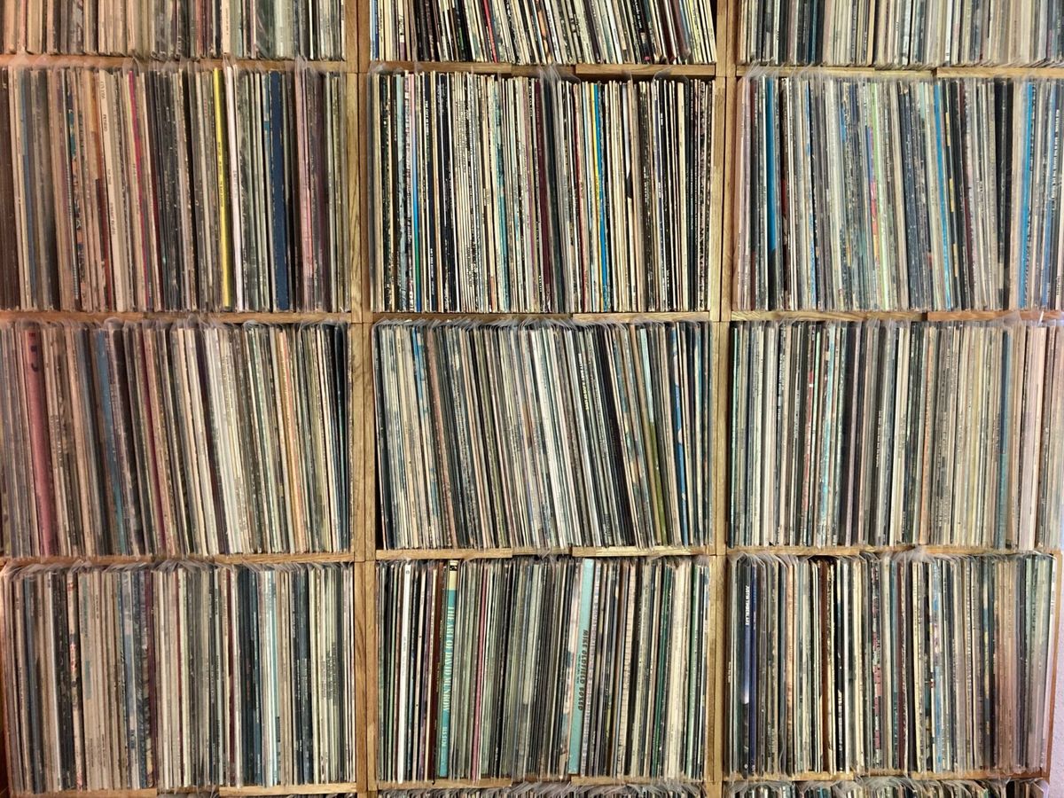 A Pleasant Illness: Thoughts From The Desk Of A Vinyl Nerd
