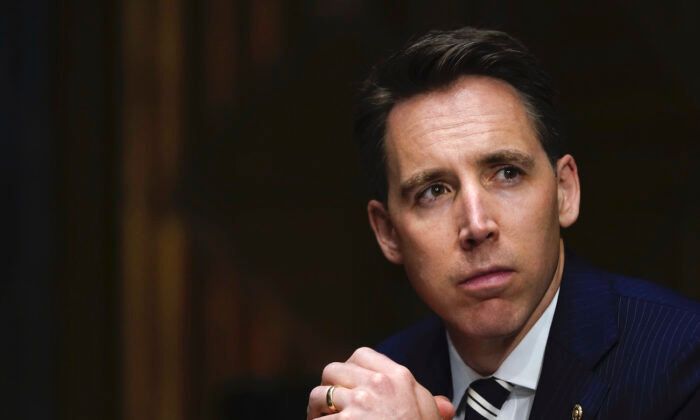 Sen. Hawley's Book Picked Up by New Publisher After Cancellation