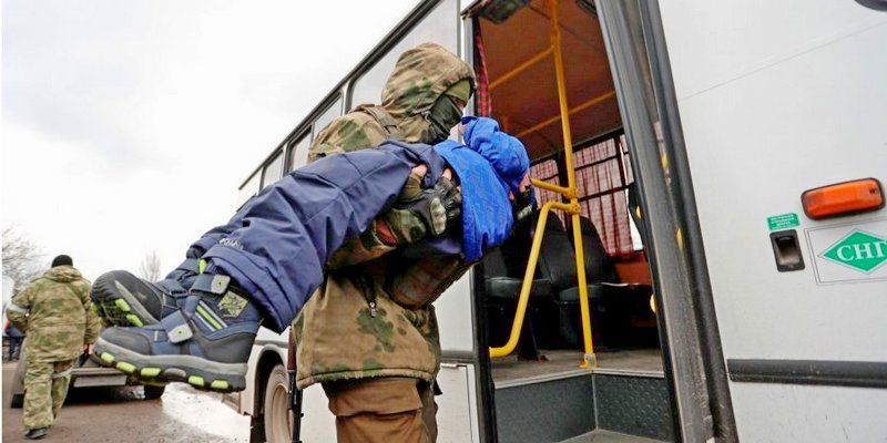 Natural kidnapping: Russian army forcibly removes about 2,000 children from Ukraine (Photo: Reuters / Alexander Ermochenko)