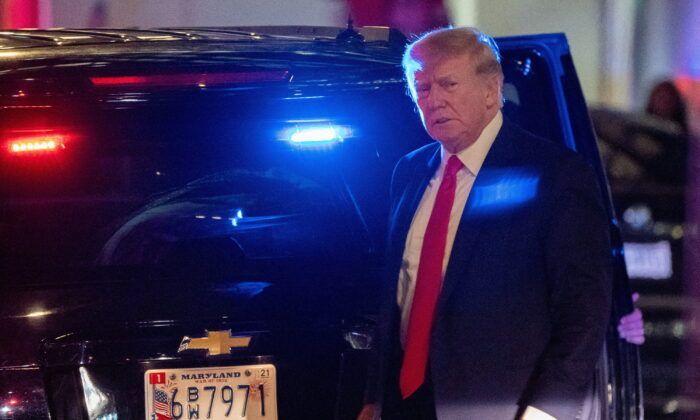FBI Mar-a-Lago Warrant Had ‘No Legal Basis’: Lawyers of the Constitution.