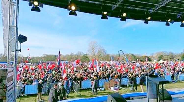 10,000 Dutch Farmers Protest Govt's Crippling Nitrogen Emissions Target In The Hague