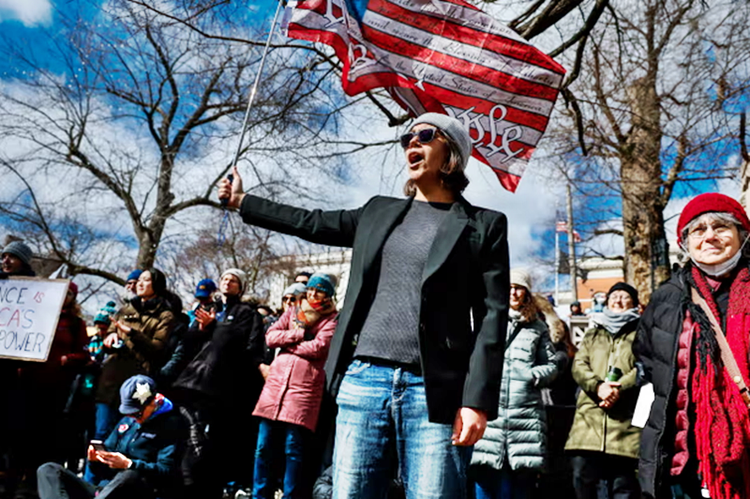 More than 1,000 ‘Hands Off’ protests nationwide Sat. 5
