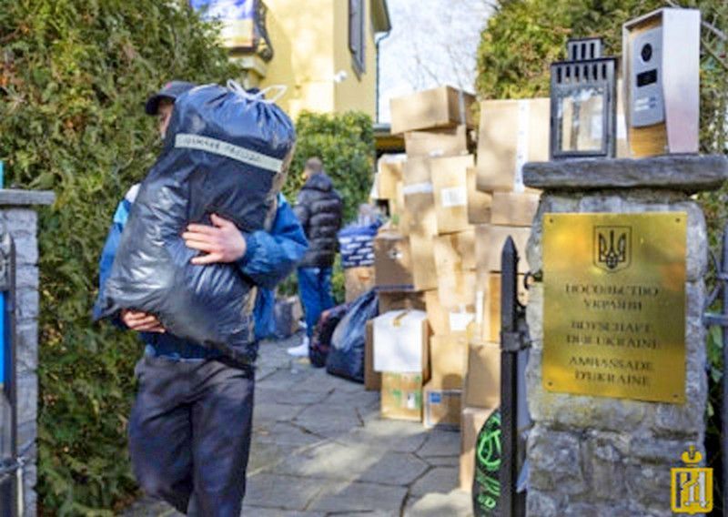 IN UKRAINE, WESTERN HUMANITARIAN AID IS BEING STOLEN ON AN INDUSTRIAL SCALE