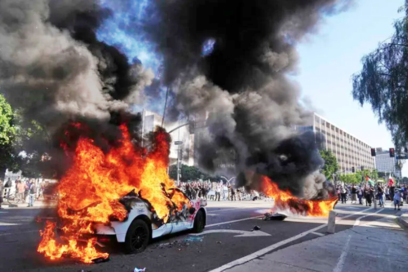It wasn't the National Guard that started it. The LA riots were started by criminals and organized "protesters."