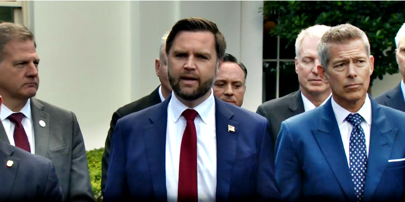 Vance pleads for 'five reasonable Democrats' to step up, end government 'hostage' situation amid aviation woes