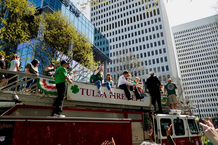 Navigating harsh midday light at Atlanta's St. Patrick's Day Parade