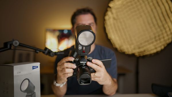 Neewer Z3R 100Ws Flash İnceleme: Godox V100 Rakibi mi?