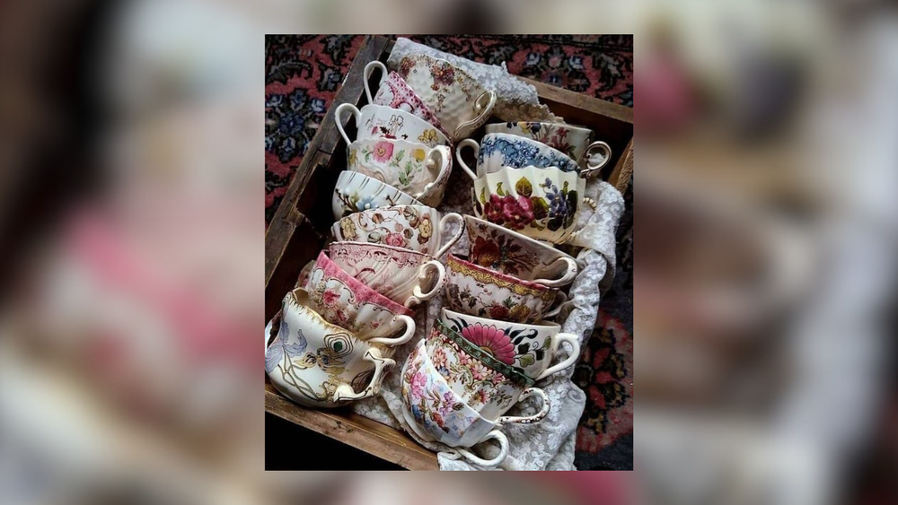 Porcellane domestiche, quando l'antiquariato diventa rito nostalgico e consapevole