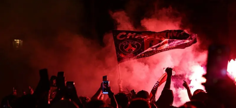 Scontri in Francia dopo la finale di Champions: oltre 890 arresti e 180 agenti feriti